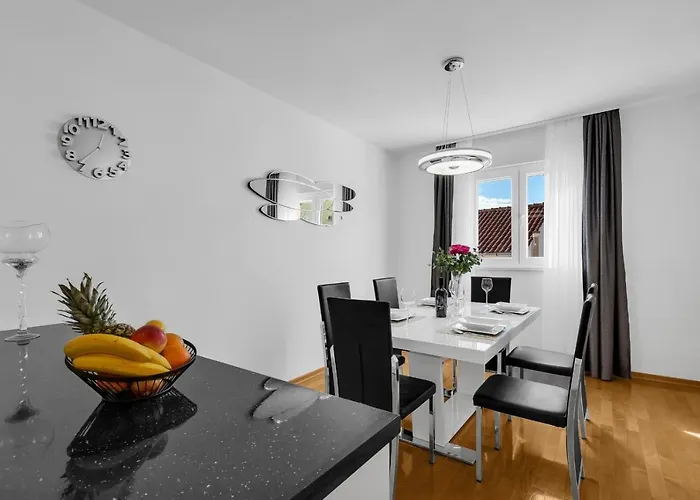 Apartment Linea Makarska