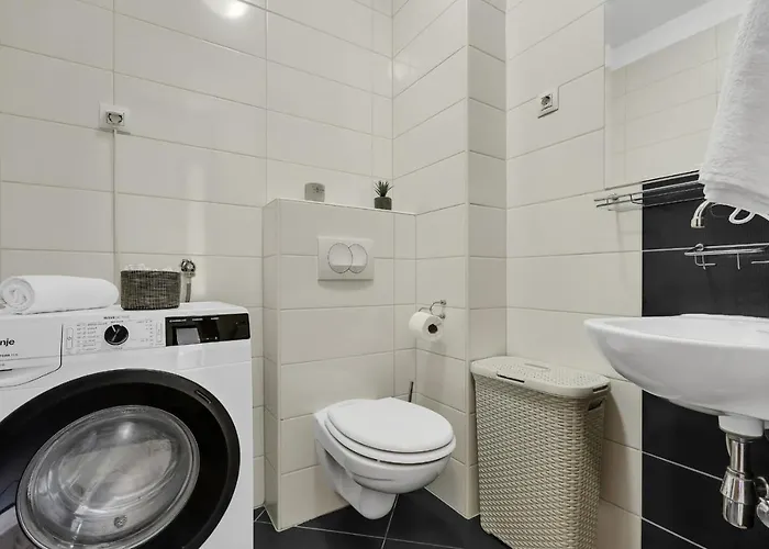 Linea Макарська