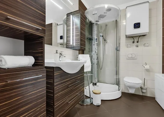 Linea * Макарська